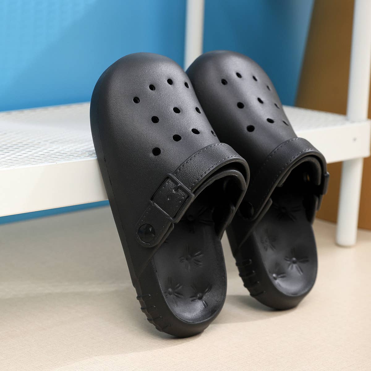 OUTDOOR CASUAL NON-SLIP HOLE SANDALS_CWSHS0643