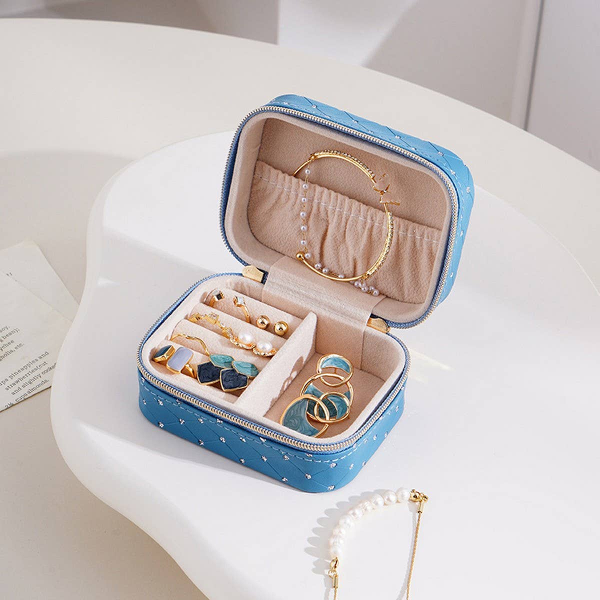 CREATIVE MINI PORTABLE TRAVEL JEWELRY STORAGE BOX