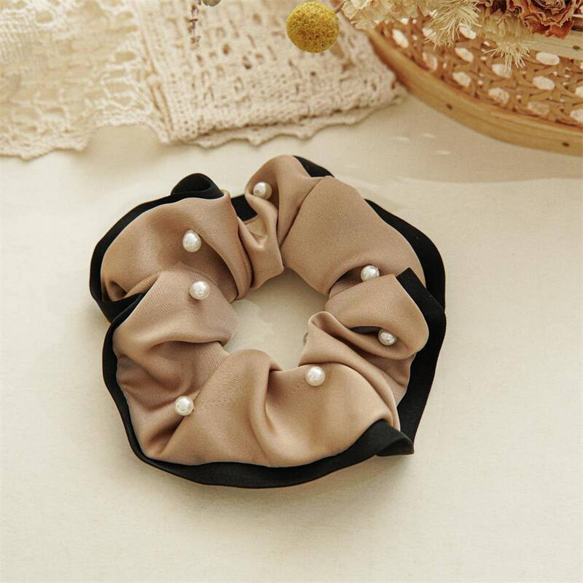 BEADED LARGE INTESTINE HAIR RING SCRUNCHIES_CWAHA2881