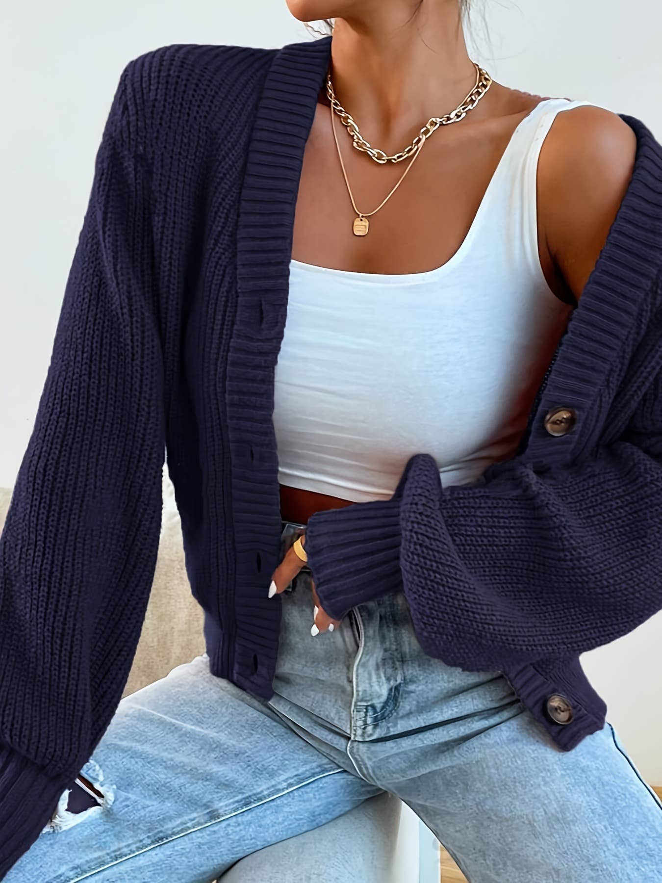 V-neck laid-back versatile knitted cardigan