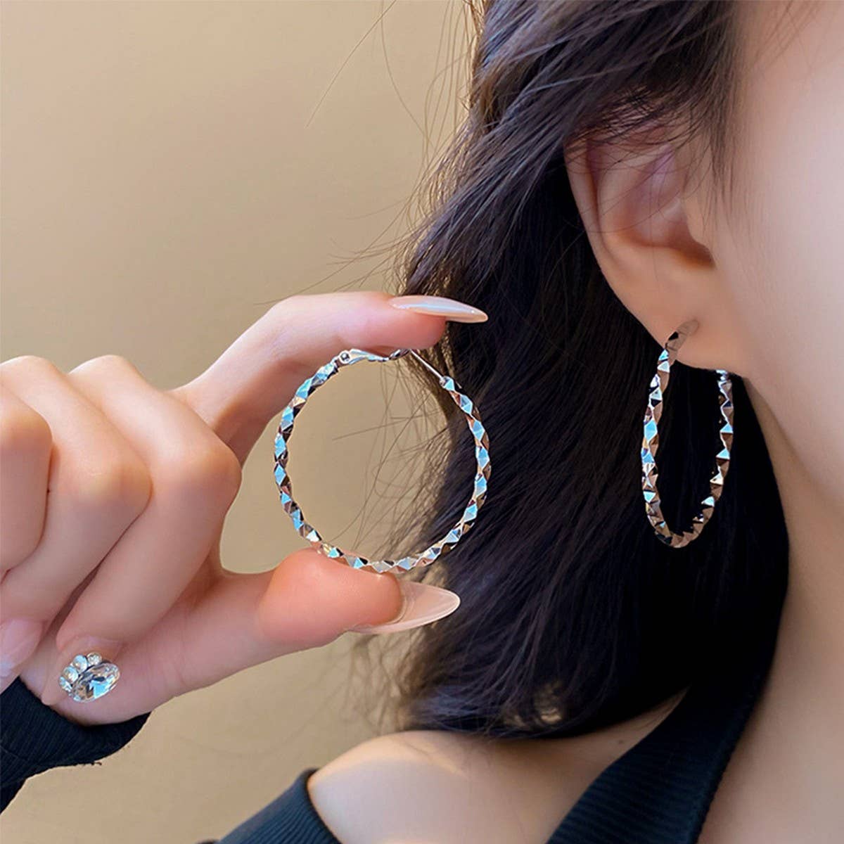 IRREGULAR ROUND PERSONALITY FASHION EARRINGS