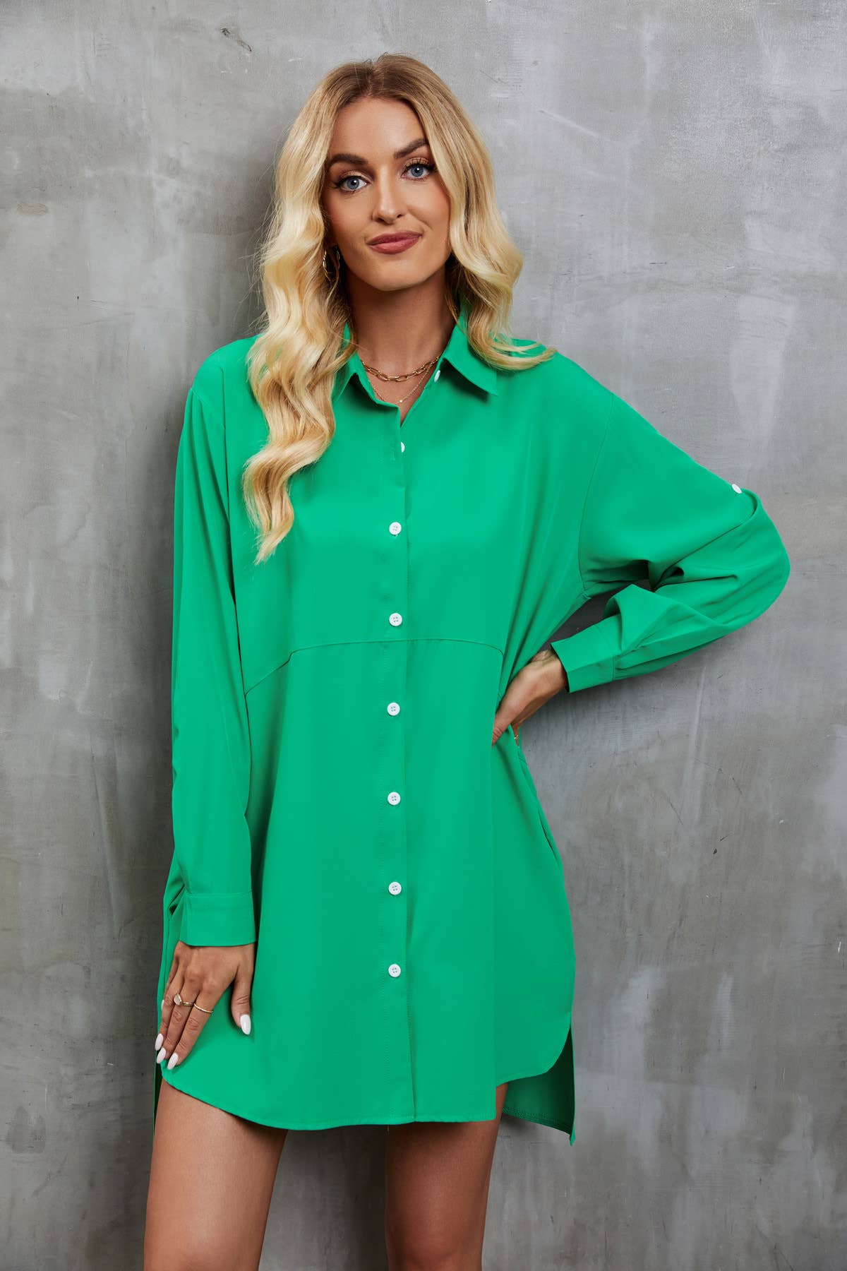 Baggy double-pocket solid color shirt