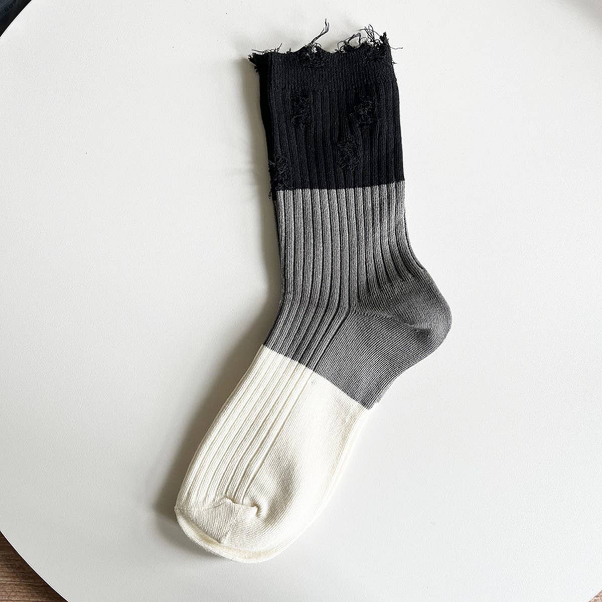 COTTON BLACK AND WHITE STRIPED HOLE SOCKS