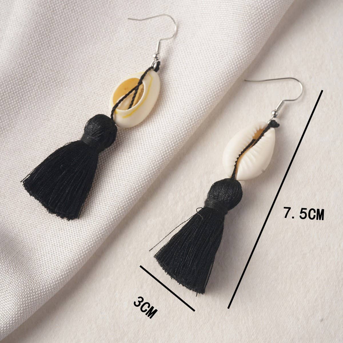FASHIONABLE SHELL TASSEL DROP EARRINGS