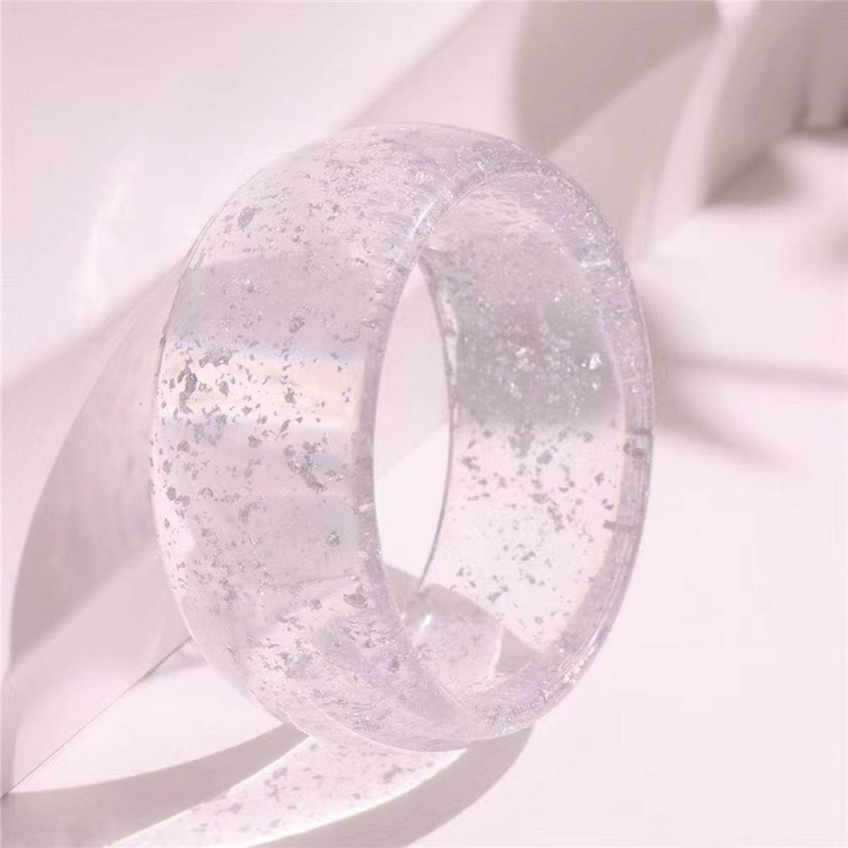 IRREGULAR TRANSLUCENT DESIGN FASHION BRACELET