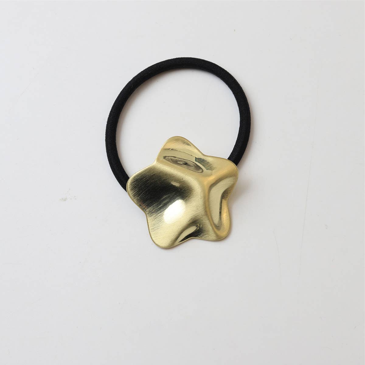 COOL AND COLOR-RETAINING HAIR SCRUNCHIES