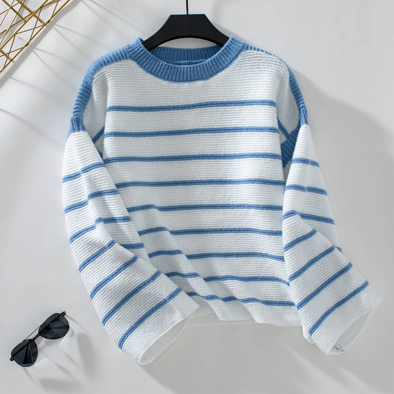 STRIPED PULLOVER LONG-SLEEVED CREW-NECK SWEATER