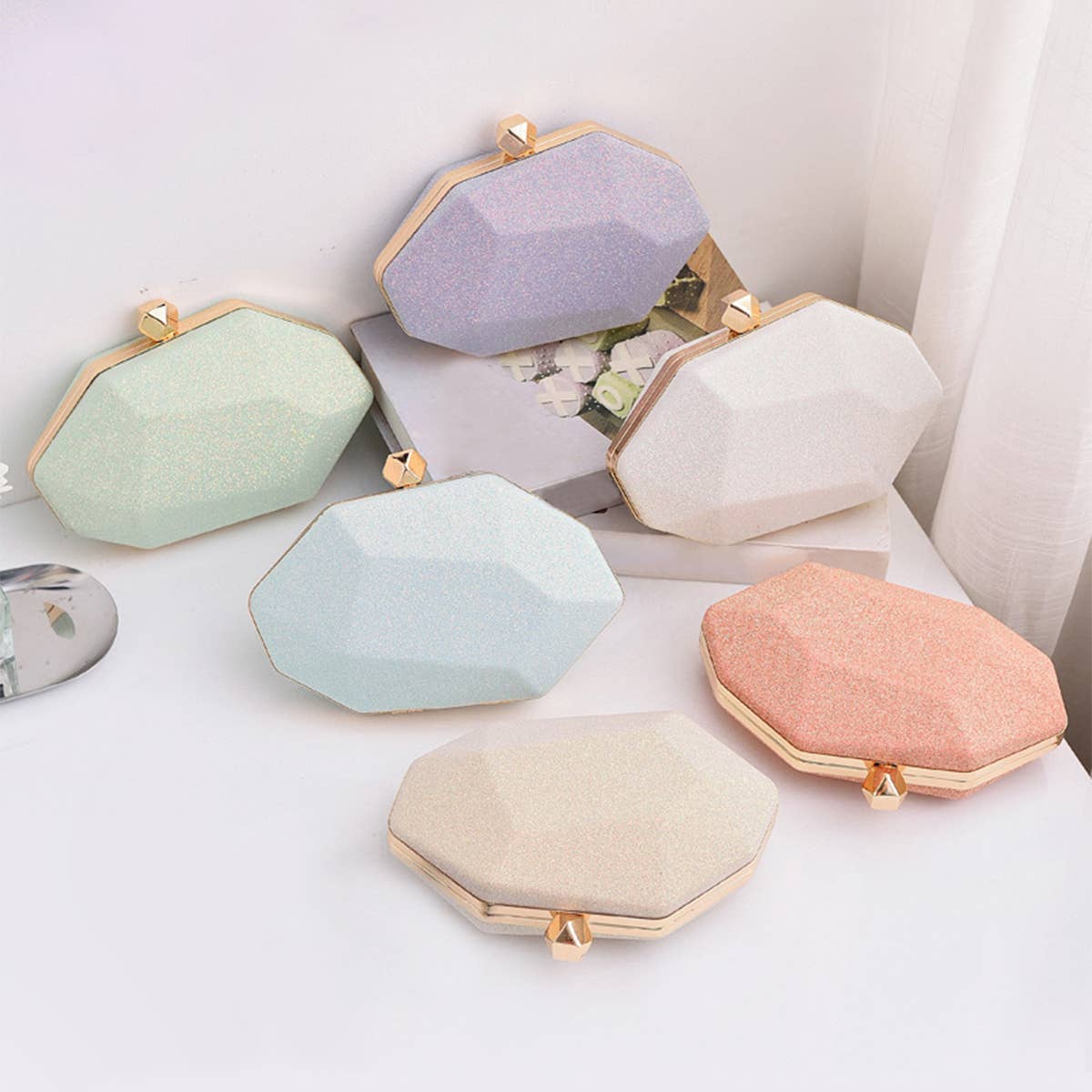 WOMEN FASHION IRREGULAR PRISMATIC CLUTCH BAG_CWAB0615