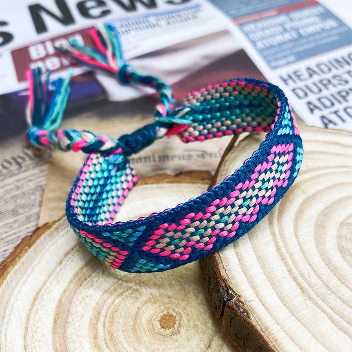 CWAJE4569_VINTAGE HAND-WOVEN EMBROIDERED TASSEL BRACELET