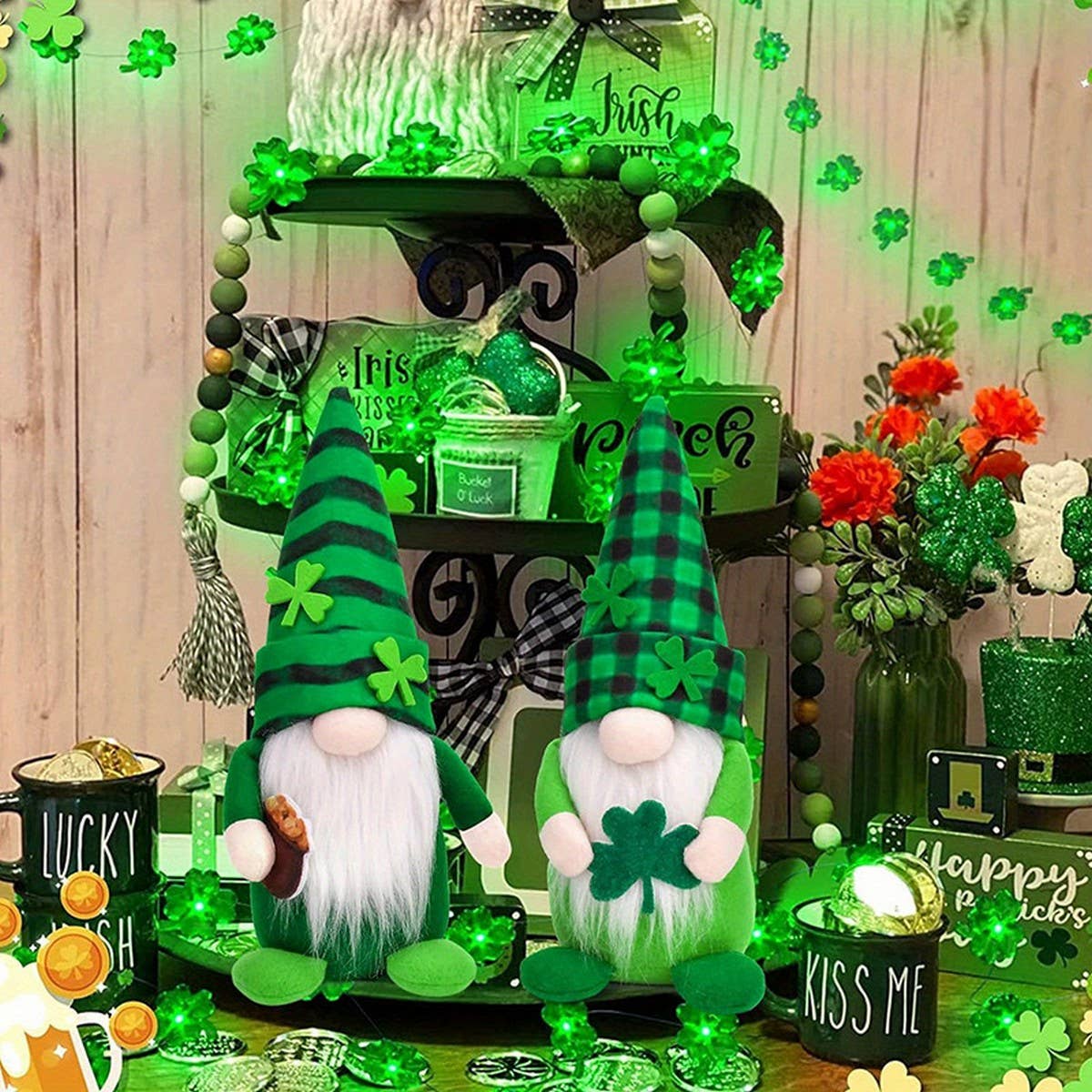 ST. PATRICK'S DAY FACELESS GNOME ORNAMENT_CWMM3434