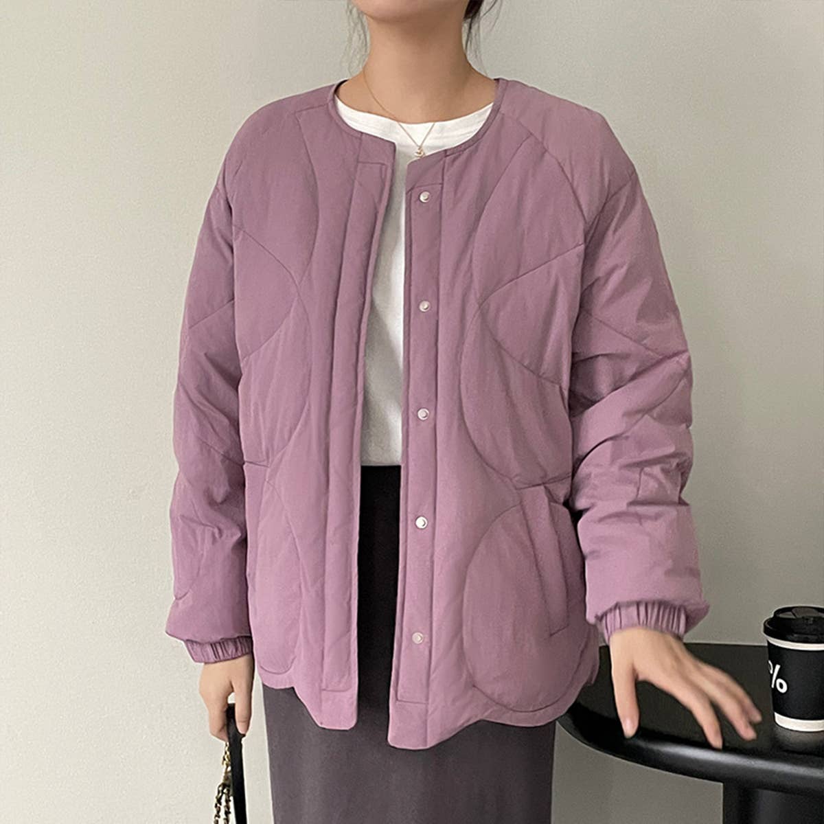 Round neck warm white down jacket