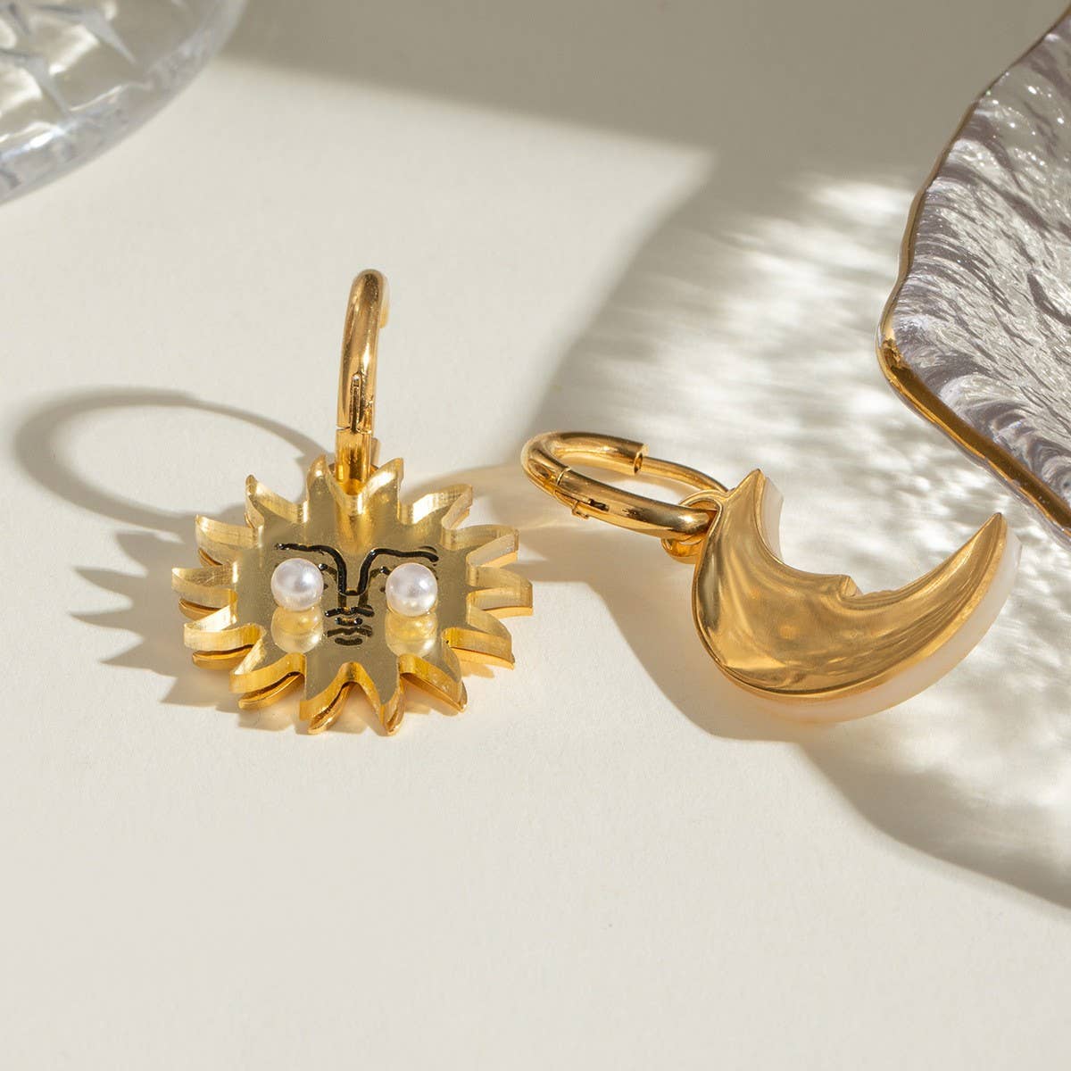 HIGH-END 18K GOLD STAINLESS STEEL MOON EARRINGS