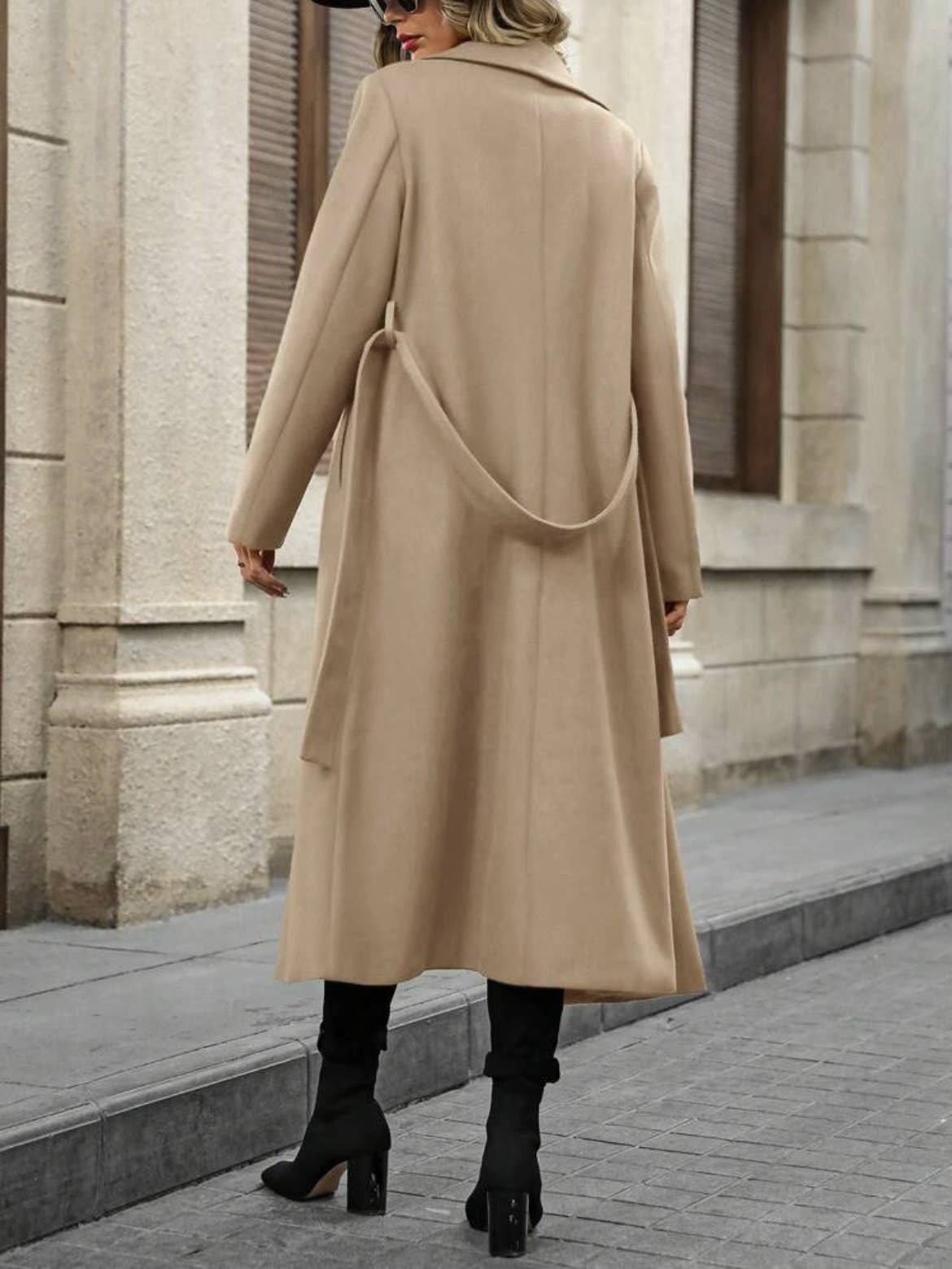 Lapel tie double-breasted and long coat