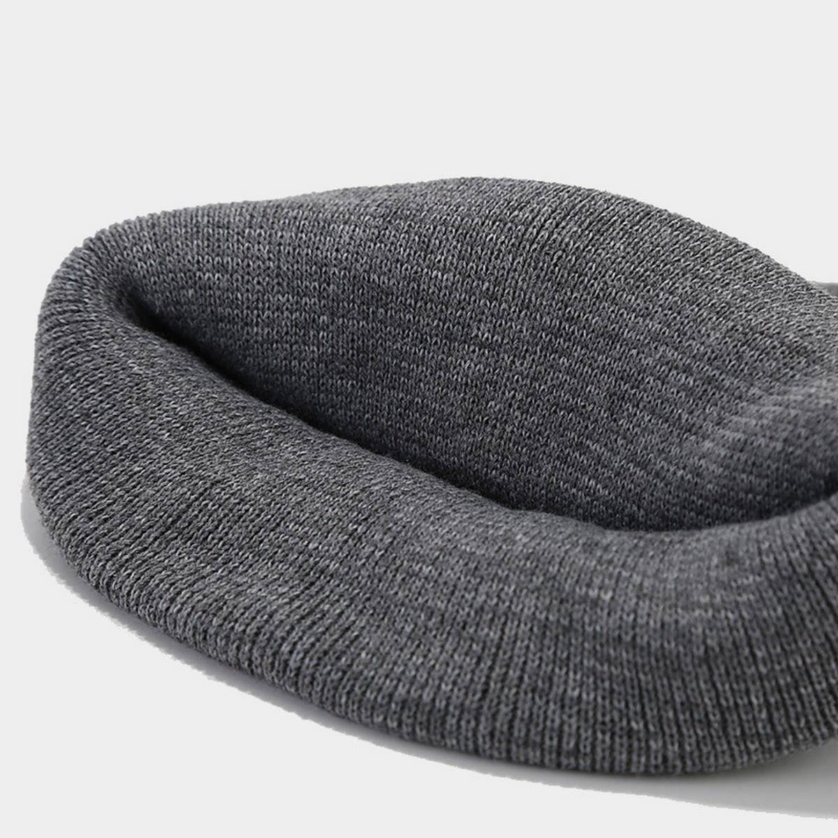 RED MAPLE LEAF EMBROIDERY KNITTED HAT HIP-HOP HAT_CWAH2083