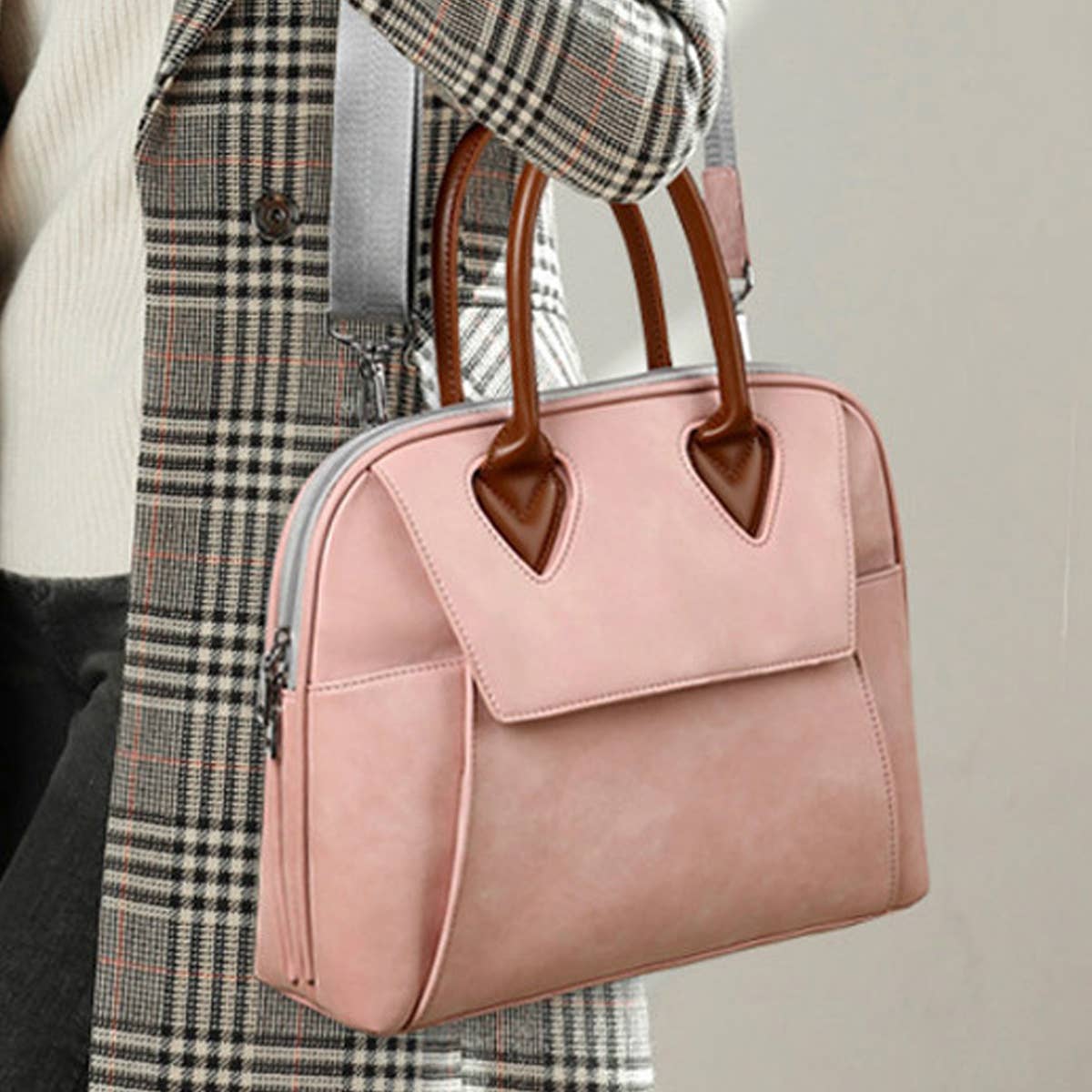 LARGE CAPACITY WATERPROOF FASHIONABLE COMPUTER BAG_CWAB2165