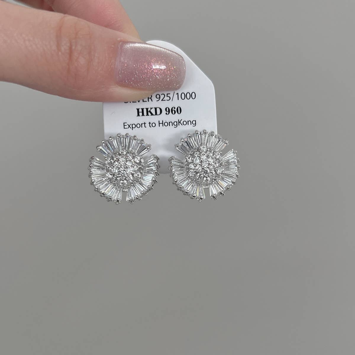ZIRCON CHRYSANTHEMUM EARRINGS_CWAJE2025