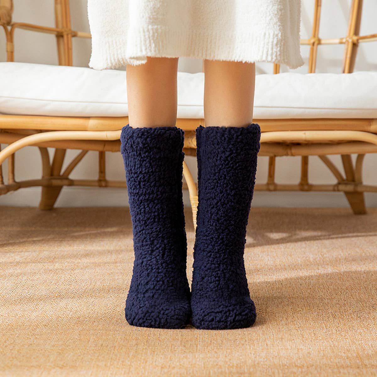 WINTER WARM LEG COVERS PLUSH INDOOR SLIPPERS