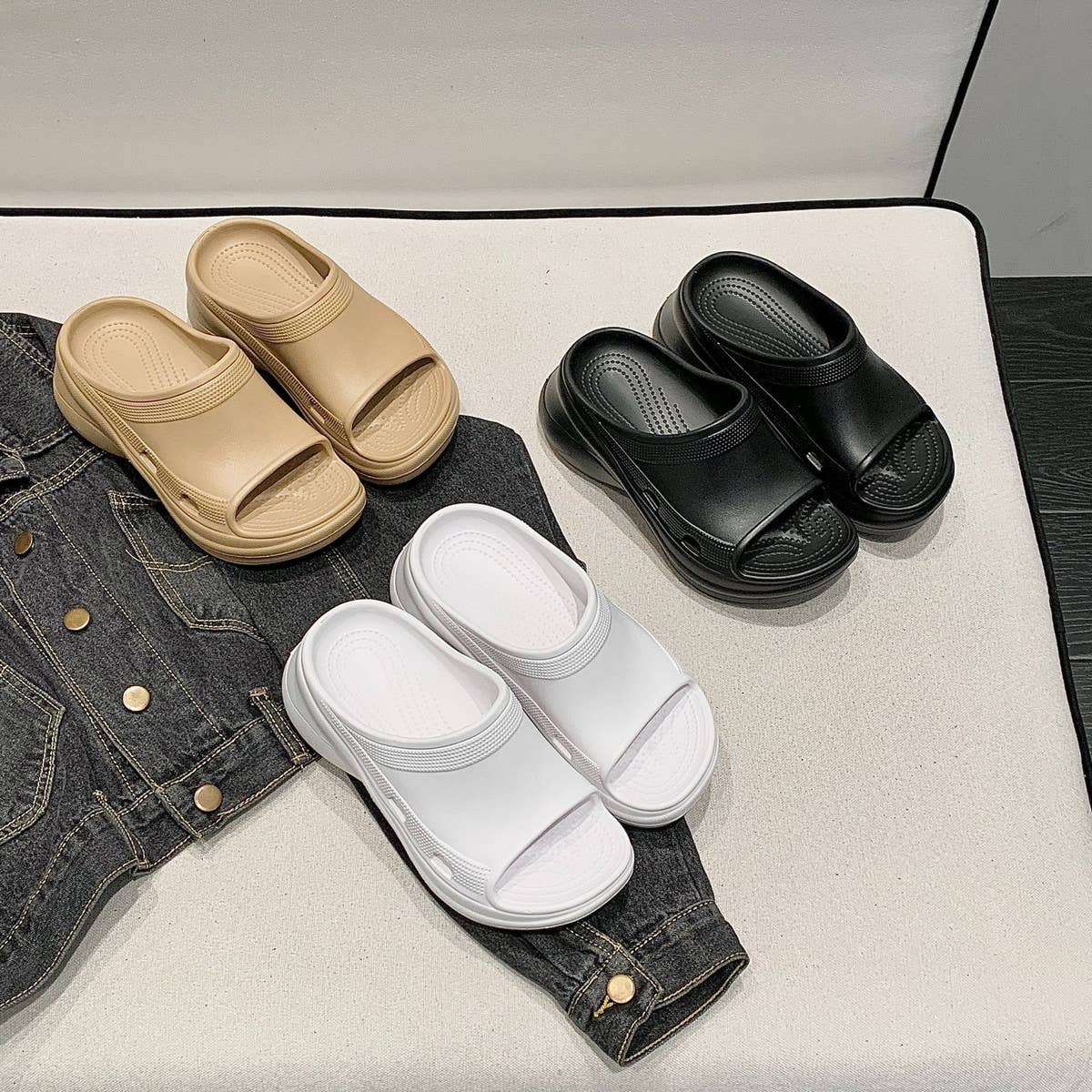 WOMEN SOFT SOLE WEDGE HEEL SANDALS