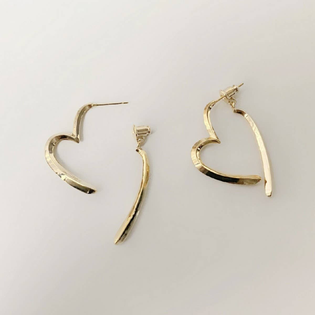 HIGH-GRADE HOLLOW DESIGN SWEET EARRINGS FOR WOMEN