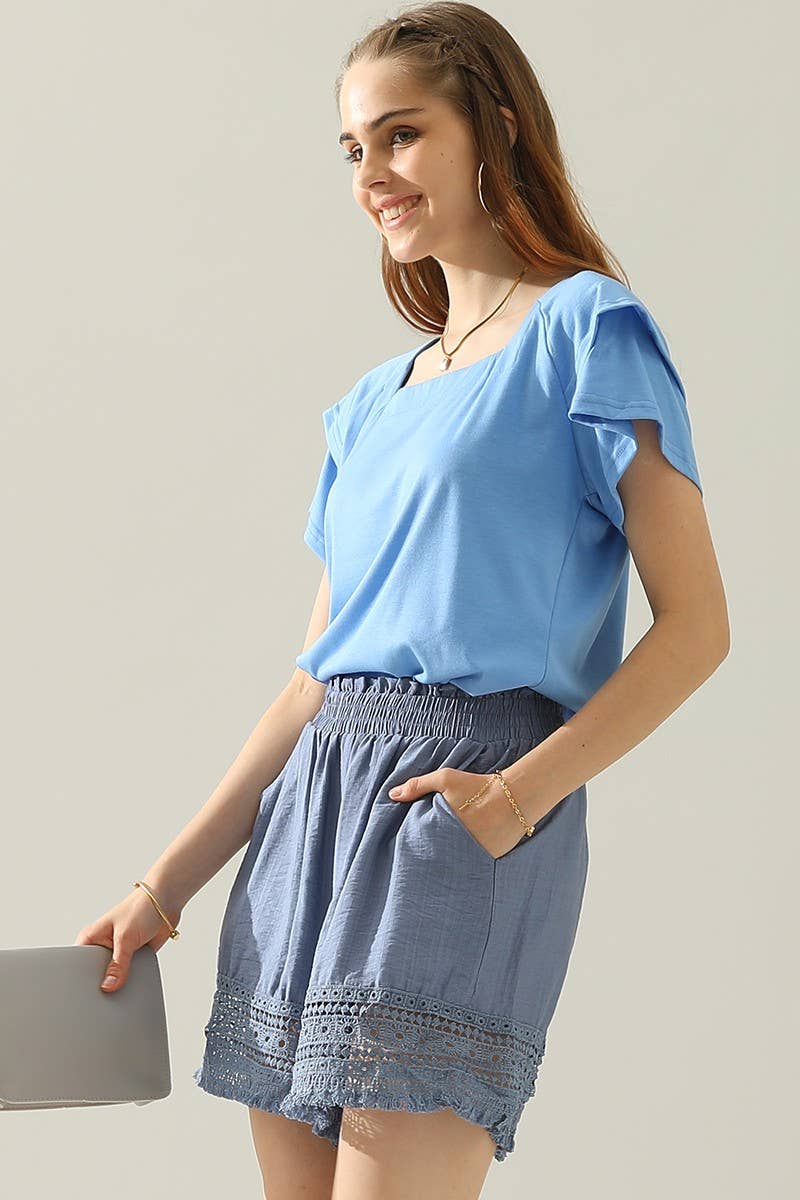 CWBSP0088-B_WIDE LACE SHORT PANTS