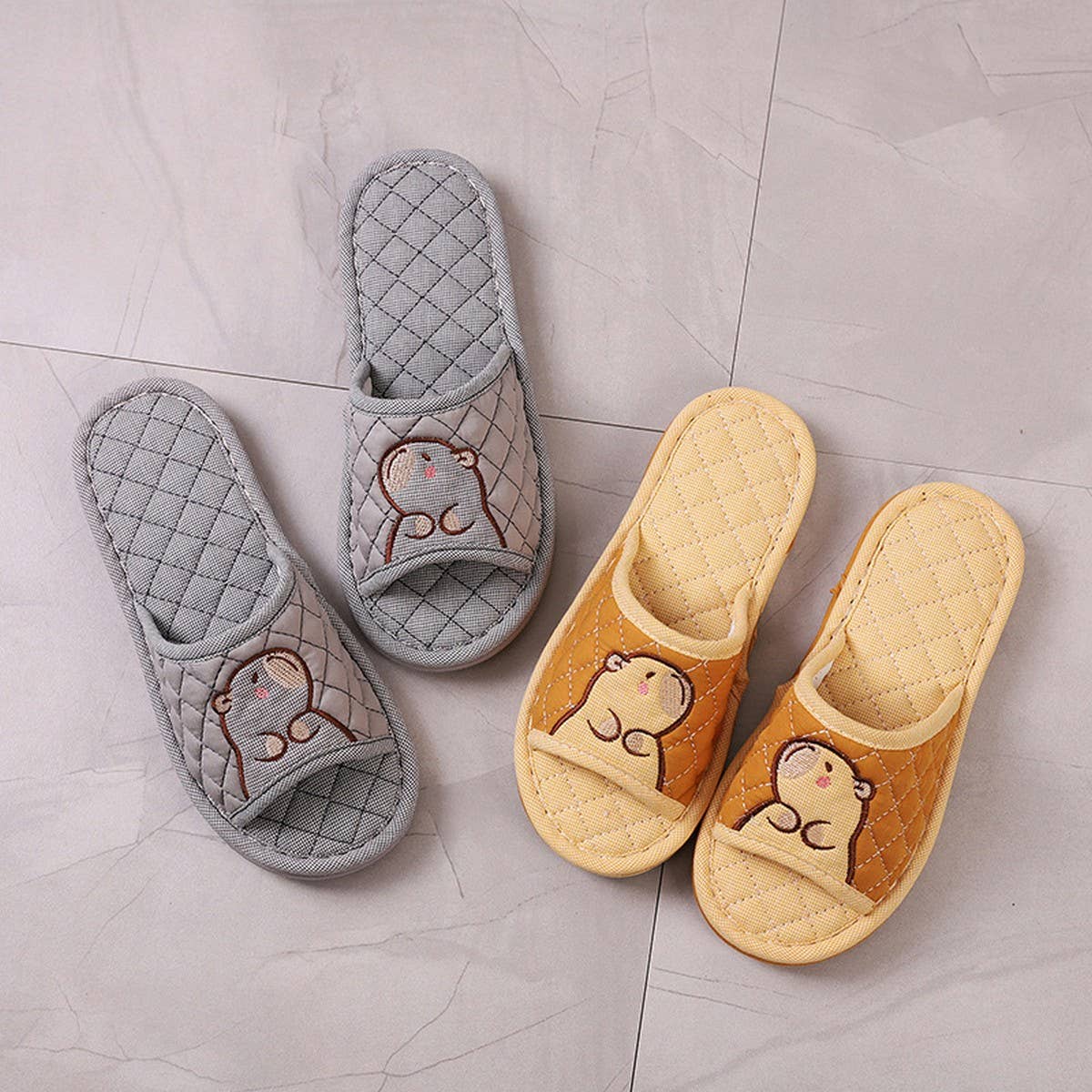 Capybara Indoor Slippers with Thick Fabric Sole_CWSHF0192