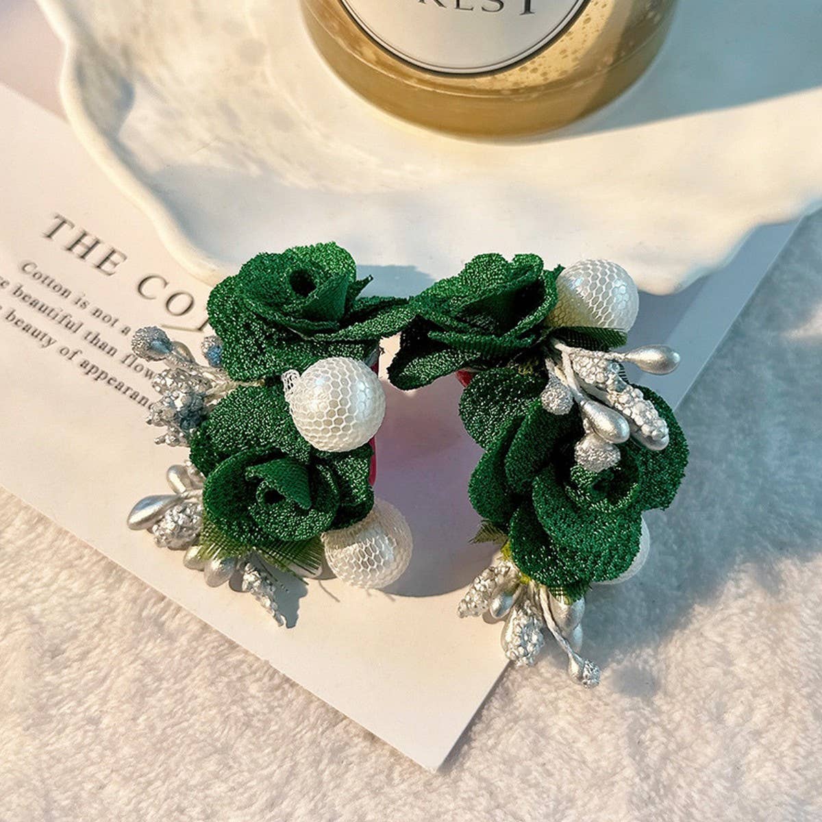 Pearl Fabric Flower Stud Earrings ??Unique Design_CWMM6256