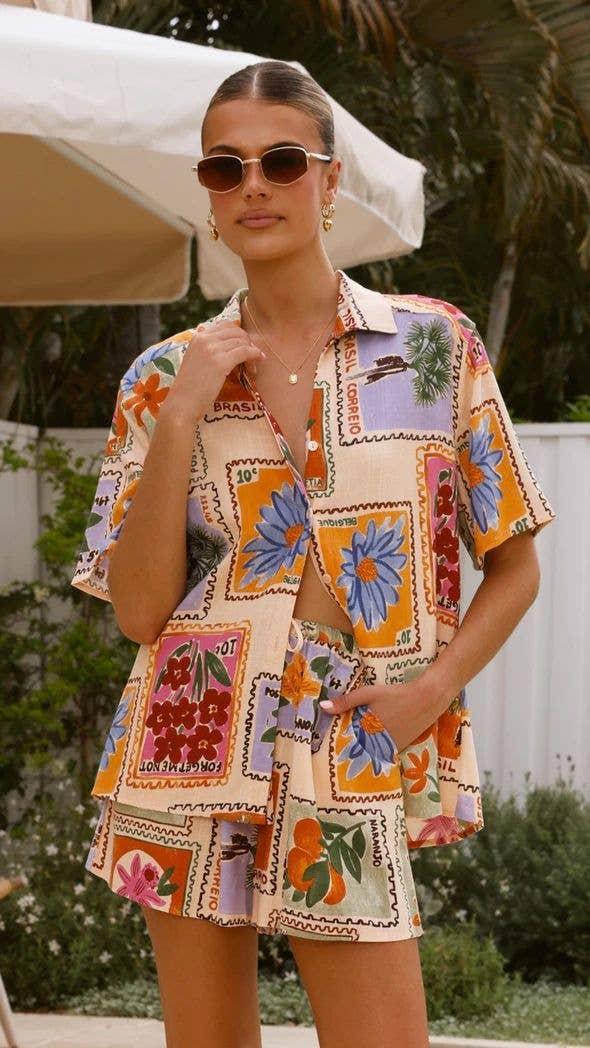 Vacation style casual shirt shorts two-piece set