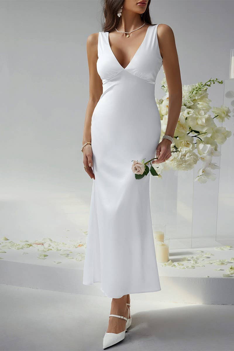 CWDMD4567_SATIN SLIM FIT DEEP V BACKLESS EVENING DRESS