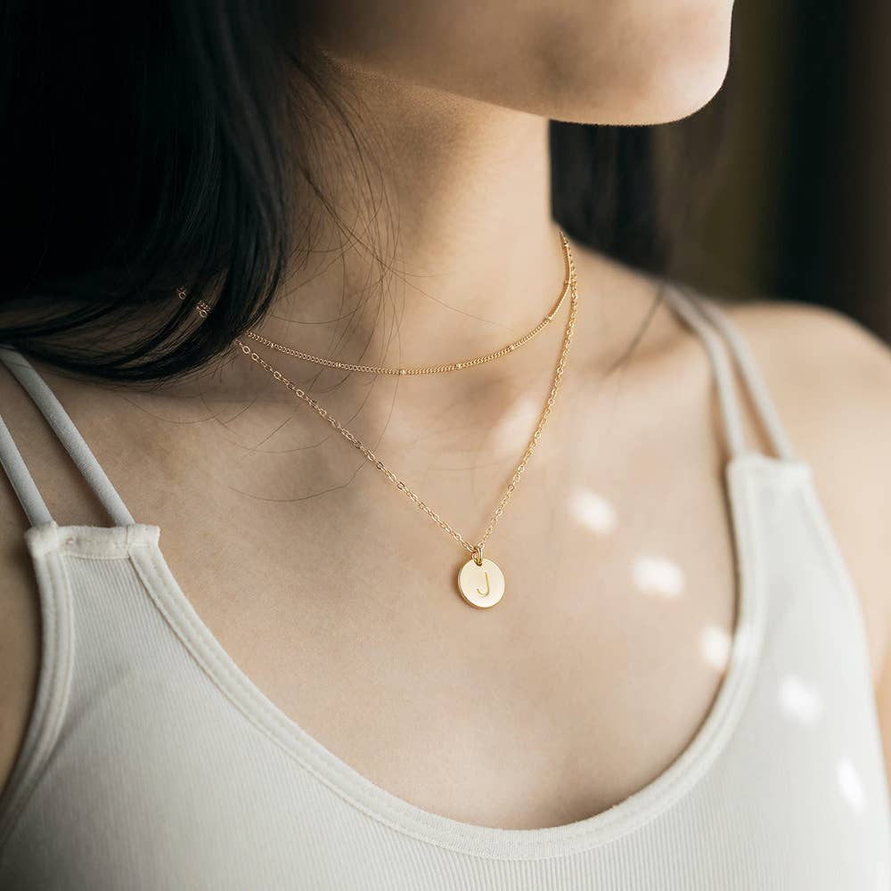 Circular 26-letter light luxury collarbone chain