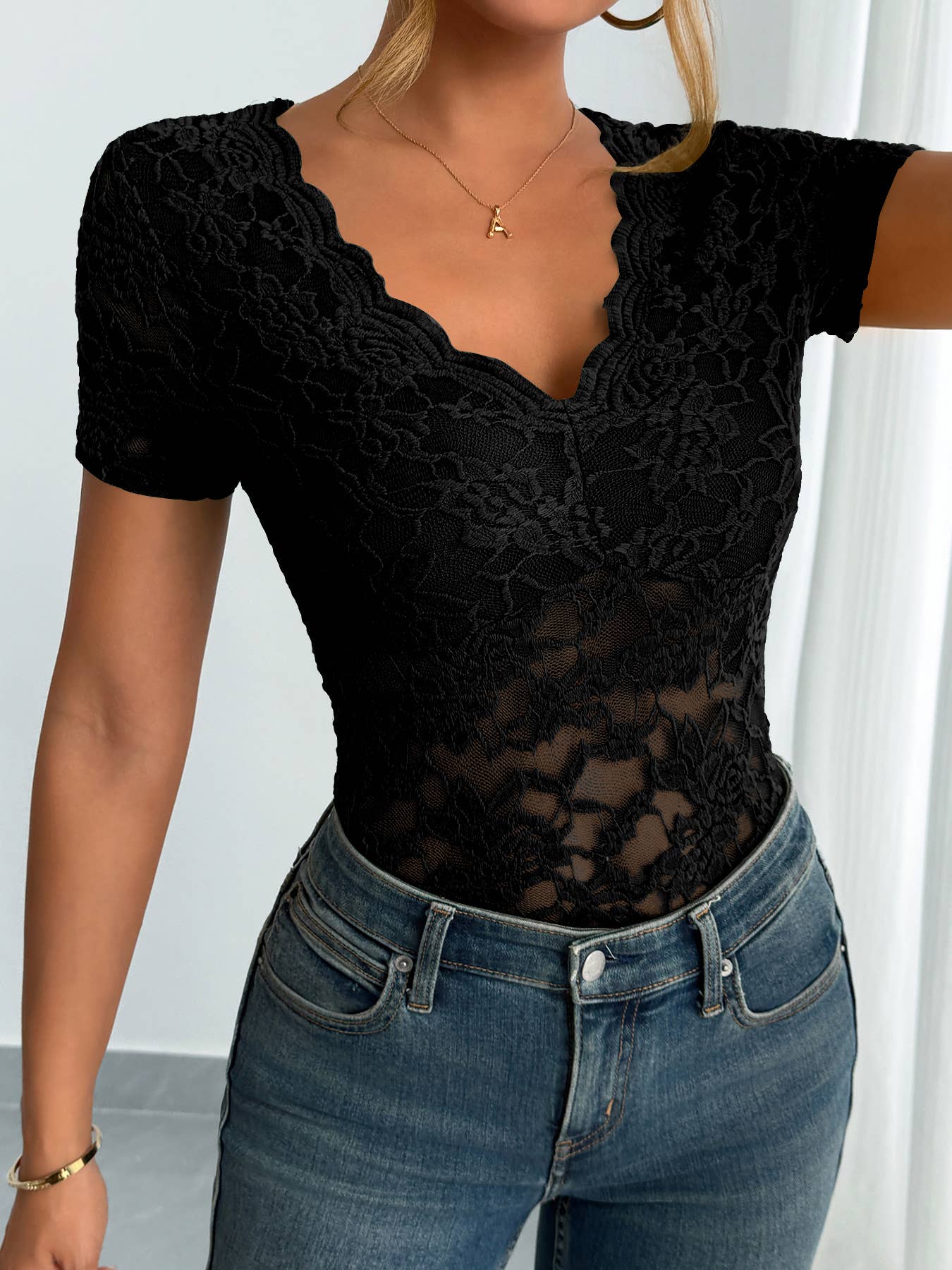 Solid-color lace V-neck short sleeve lace T-shirt