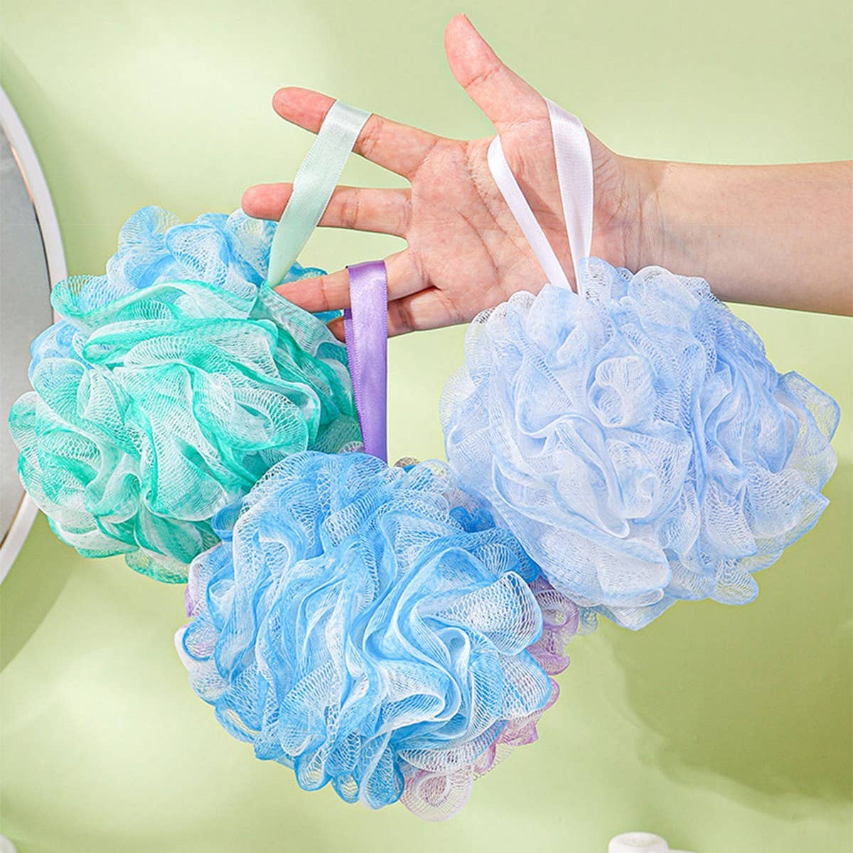 BATH POUF BATH POUF IS A SOFT AND DURABLE BATH POUF_CWMM3351
