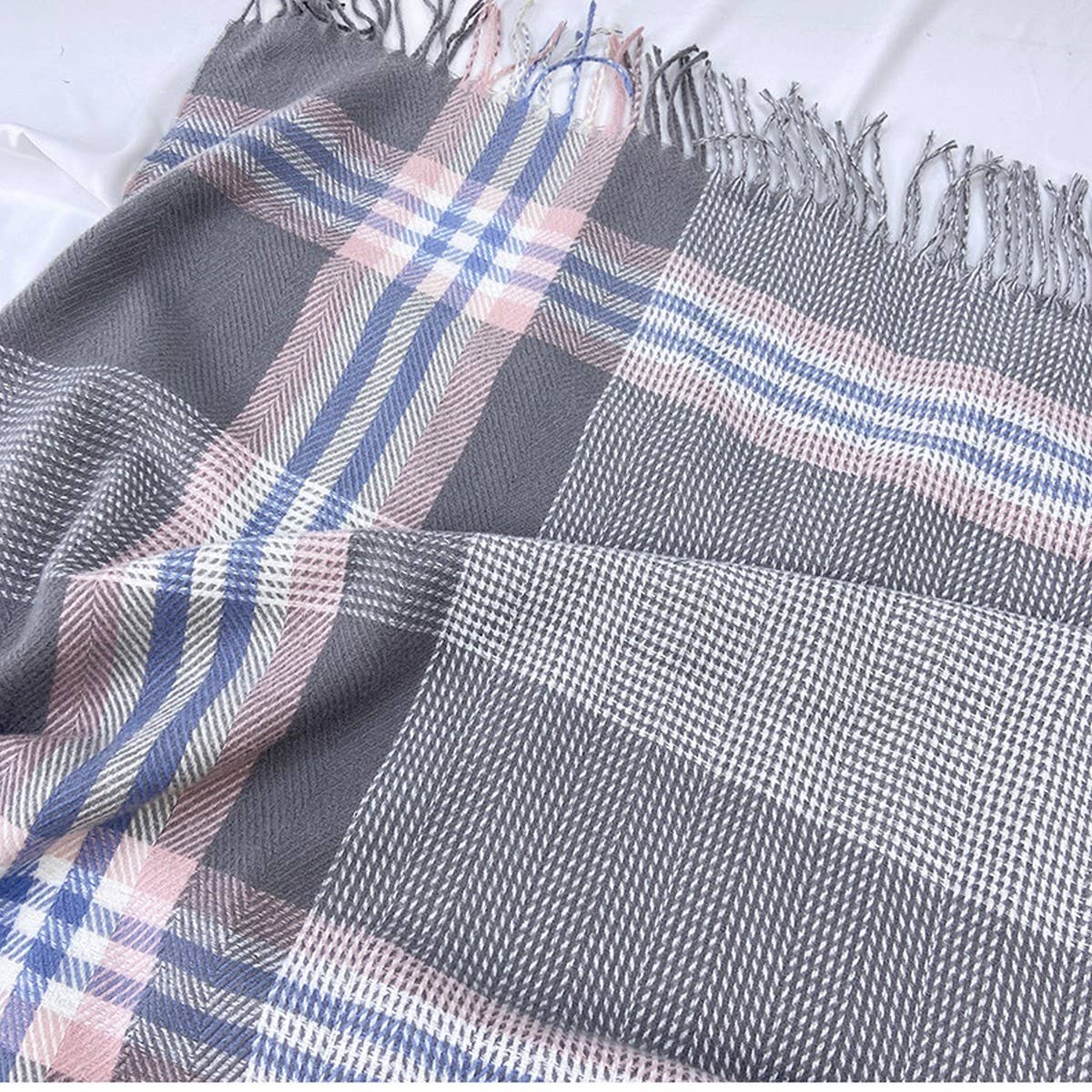 Plaid Wool-Blend Scarf ??Winter Wrap for Women_CWASC1457