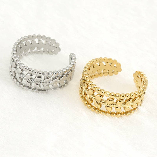 FRENCH VINTAGE HOLLOW LEAVES ADJUSTABLE RING