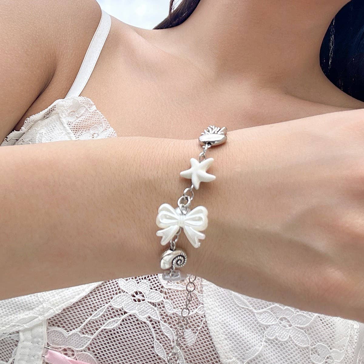 SWEET AND COOL PASTORAL STYLE BOW TASSEL BRACELET