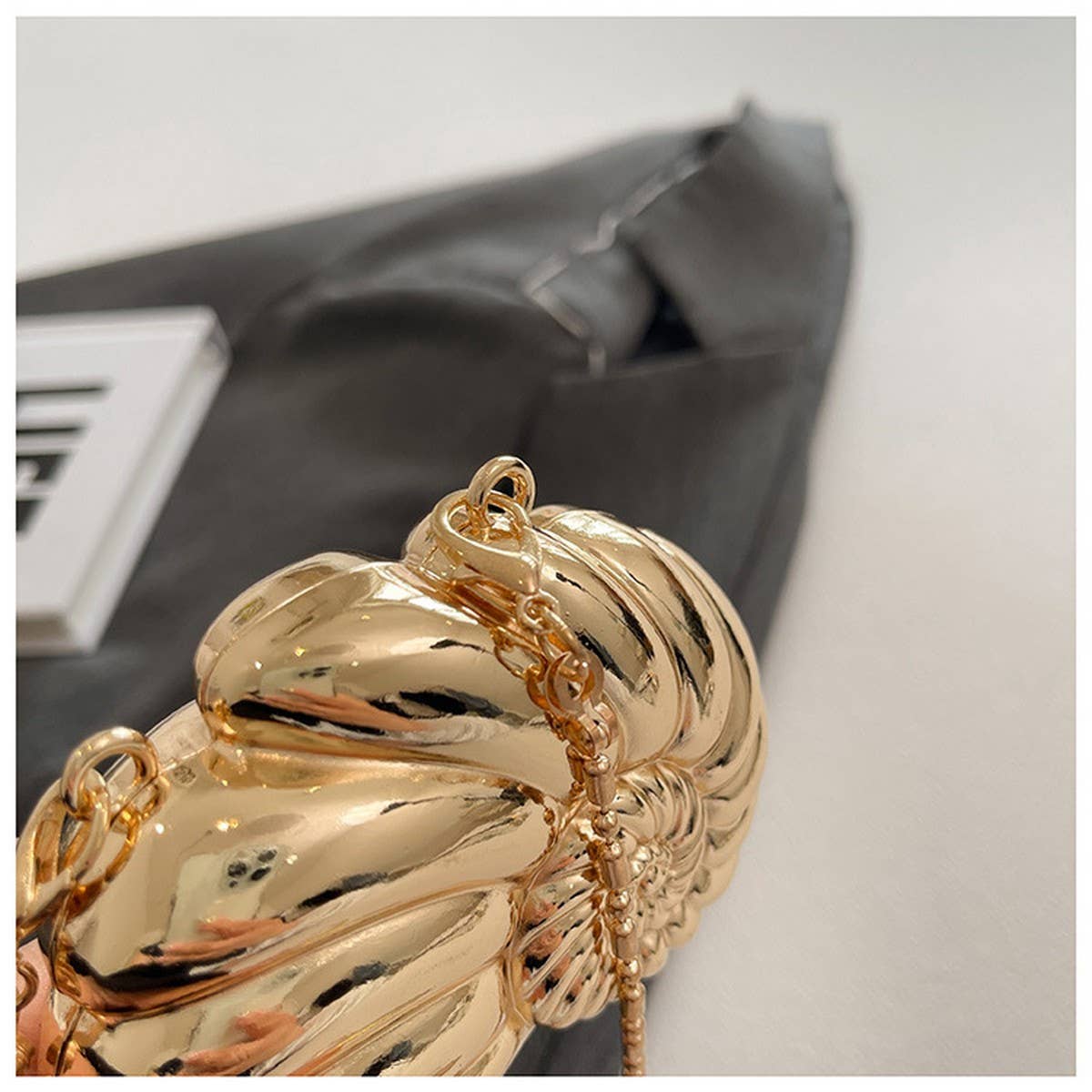 CONCH LIPSTICK  CELEBRITY EVENING BAG CLUTCH BAG_CWAB3264