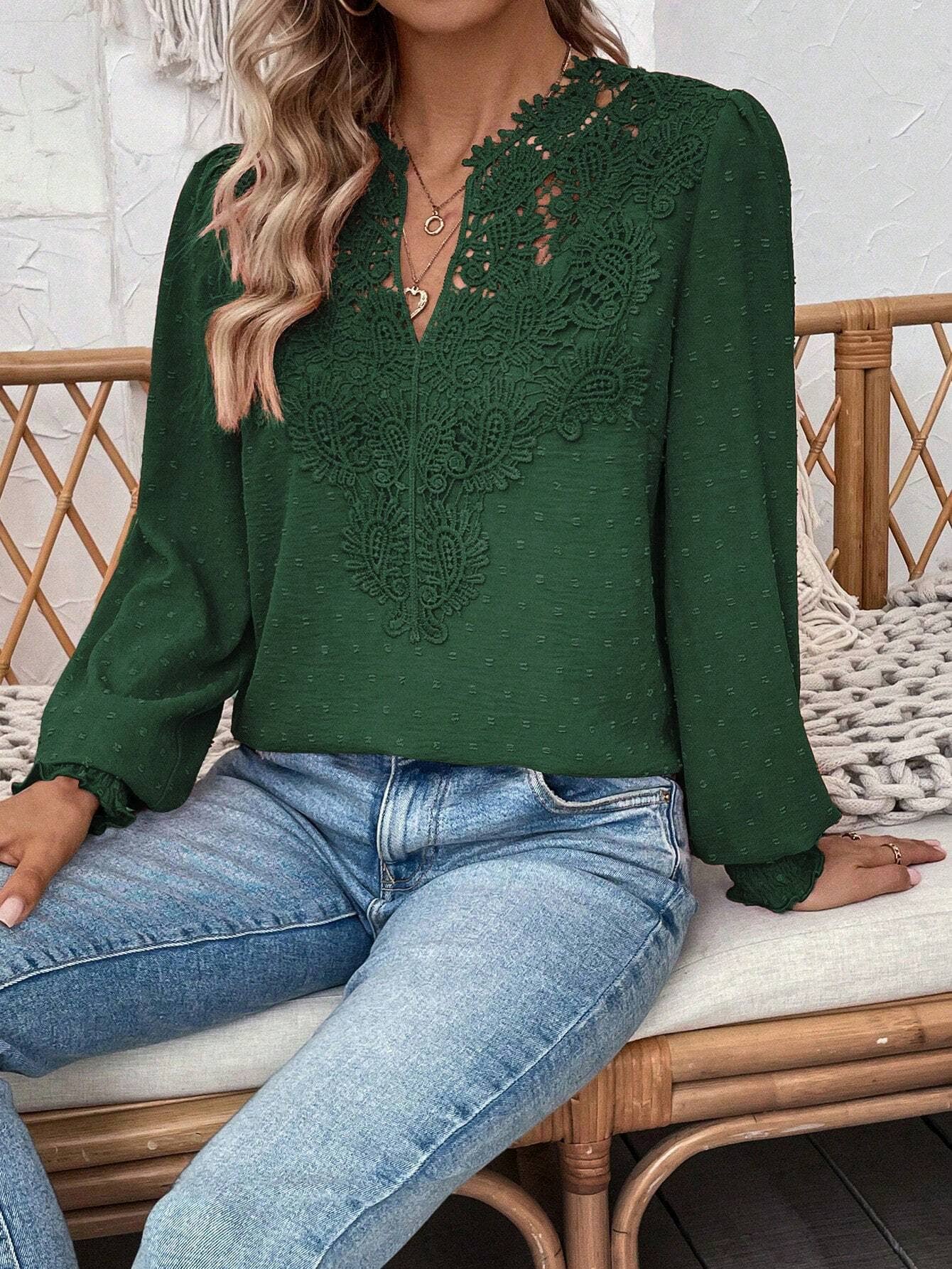V-neck lace solid-color long-sleeved T-shirt