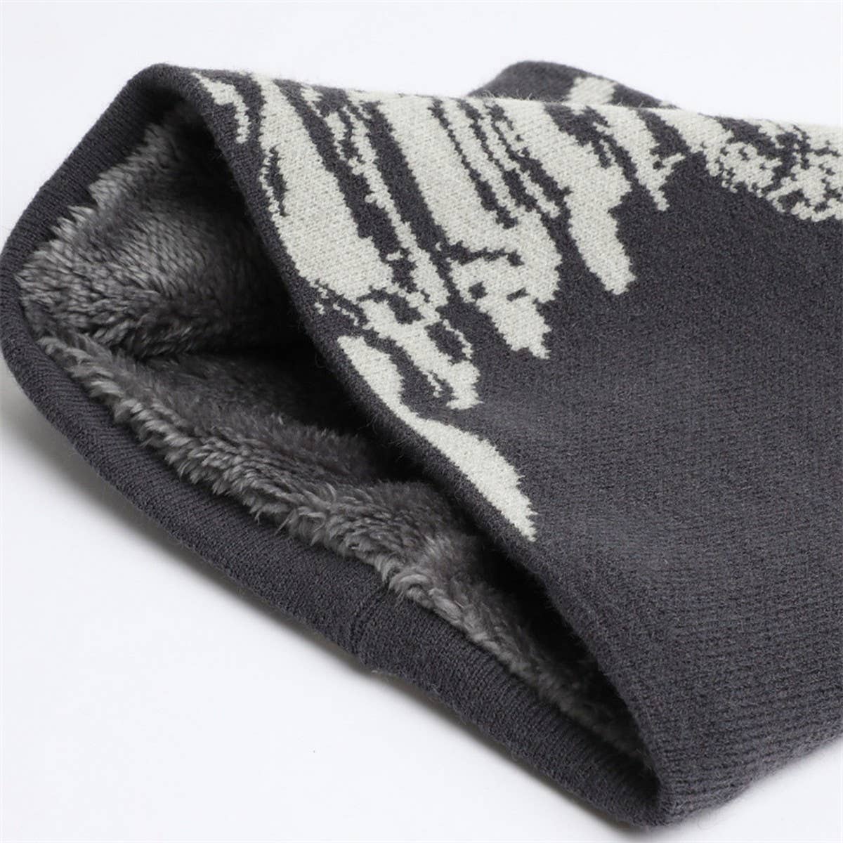 EUROPEAN AND AMERICAN PERSONALITY NECK COVER_CWASC1025