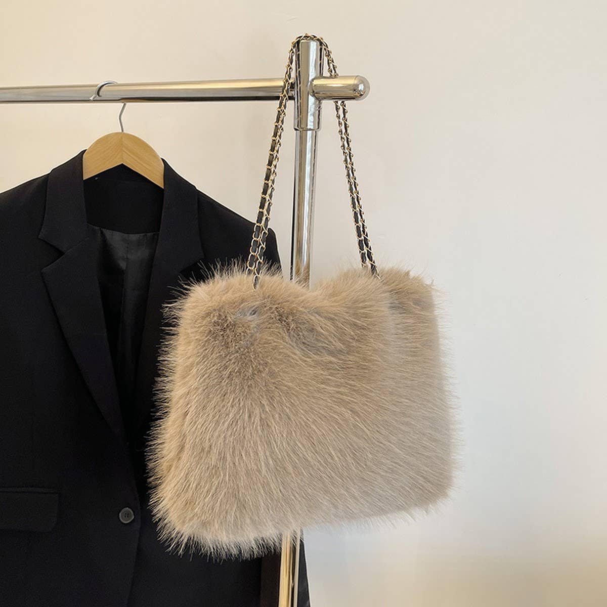 WINTER LEISURE SHOULDER BAG MESSENGER PLUSH BAG_CWAB4004