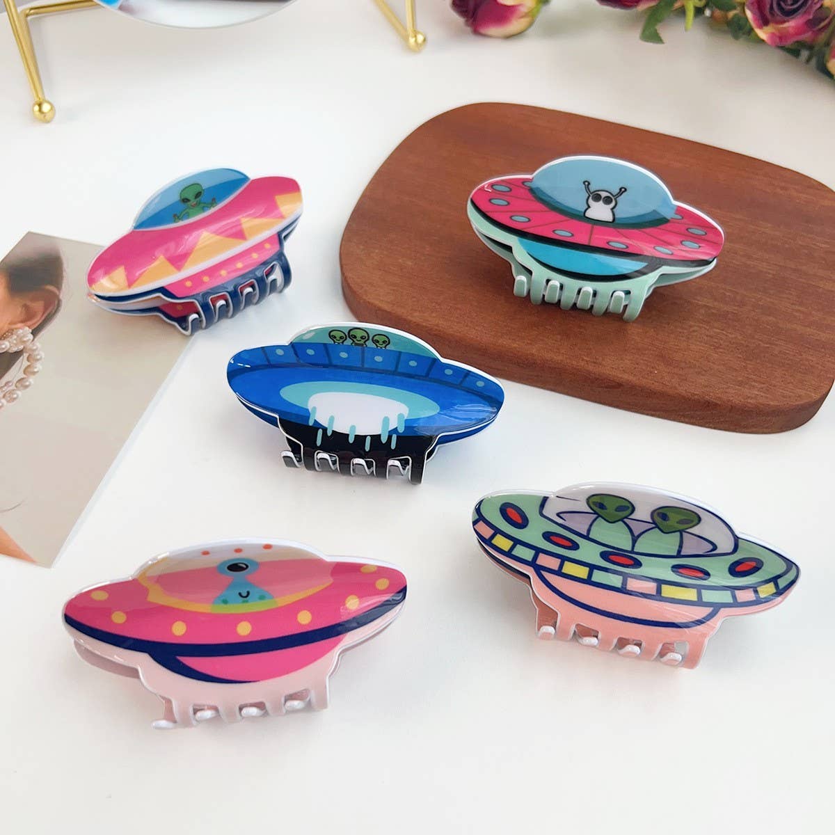 UFO Alien Hair Claw - Cartoon Space Acrylic Clip_CWAHA1495