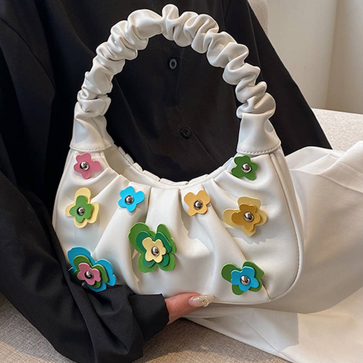 FASHIONABLE PLEATED SHOULDER BAG_CWAB1586