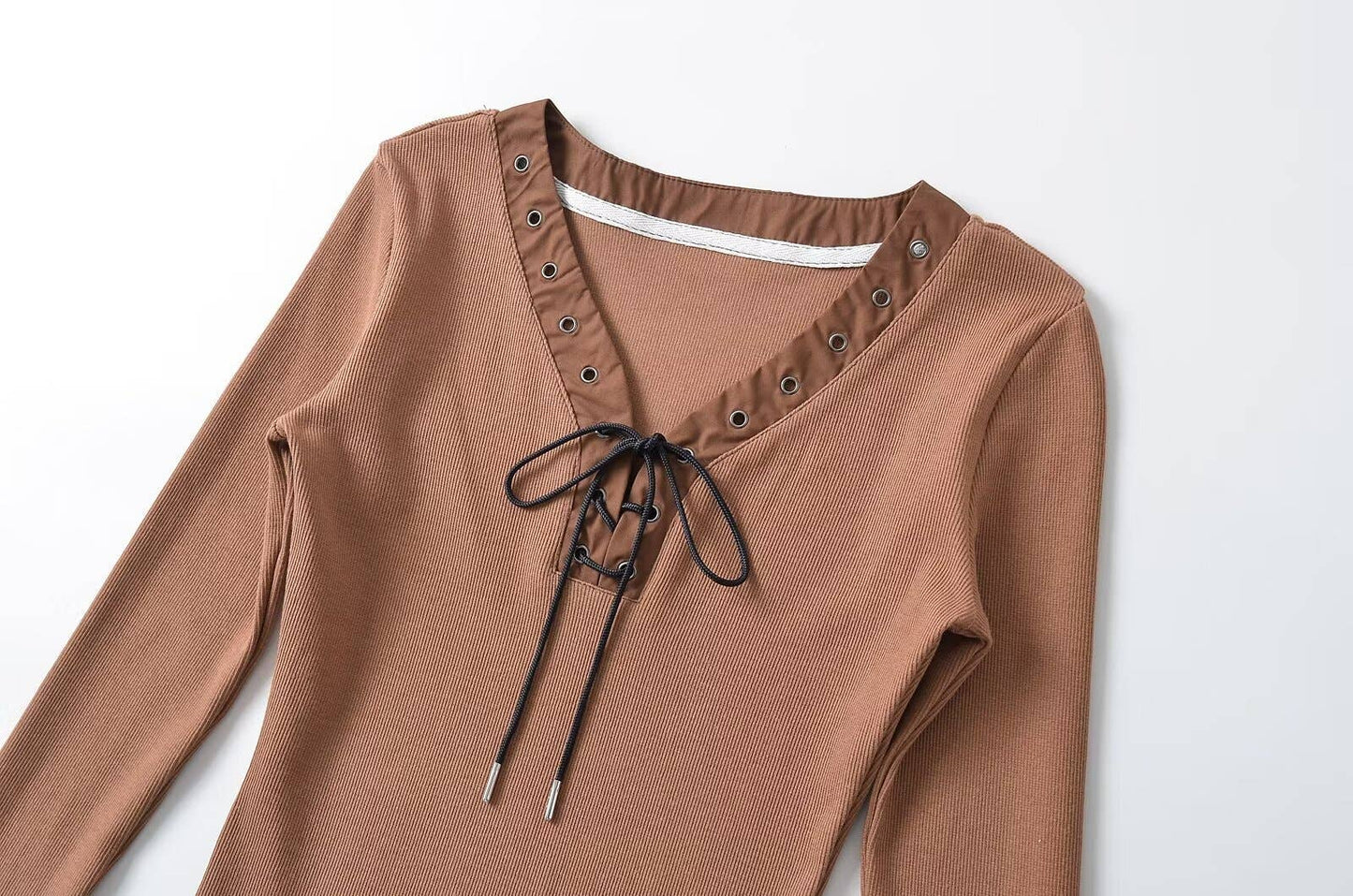 Elastic long-sleeved V-neck lace-up slim T-shirt