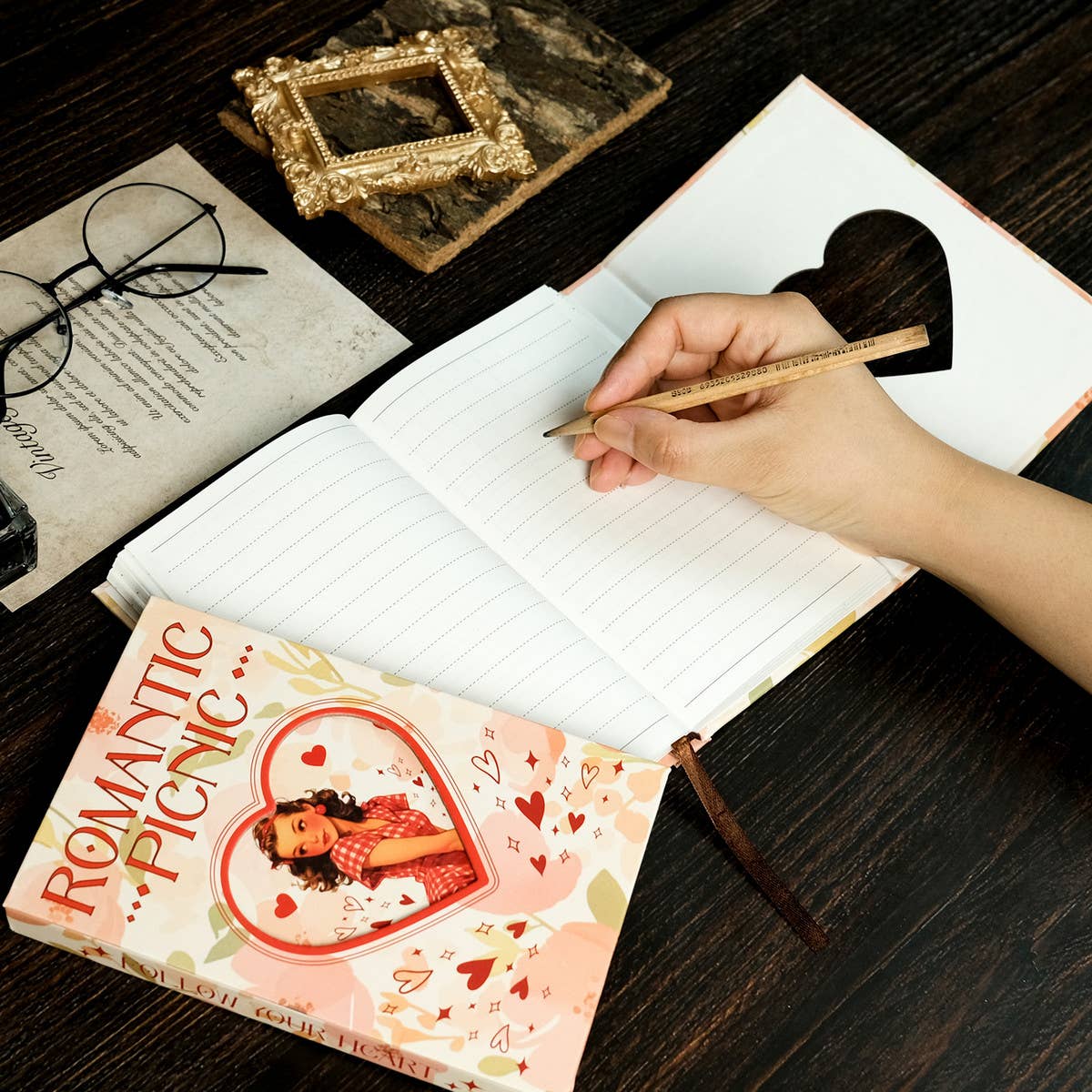 BEST-SELLING ROSE COVER HARD COVER NOTEBOOK_CWMM1848