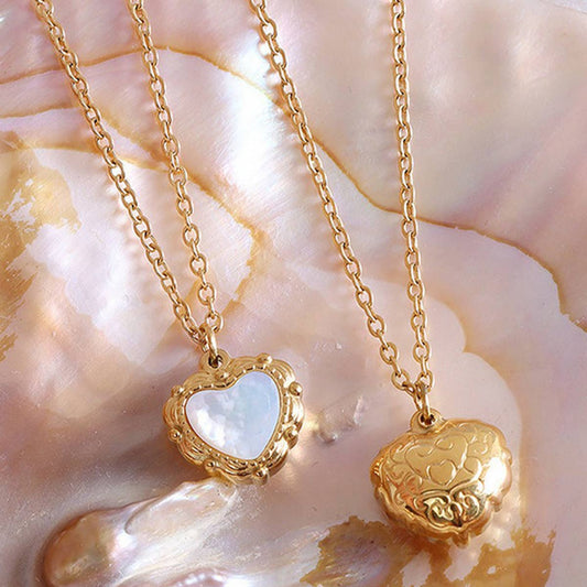 HEART SHAPED SEASHELL GOLD PLATED NECKLACE