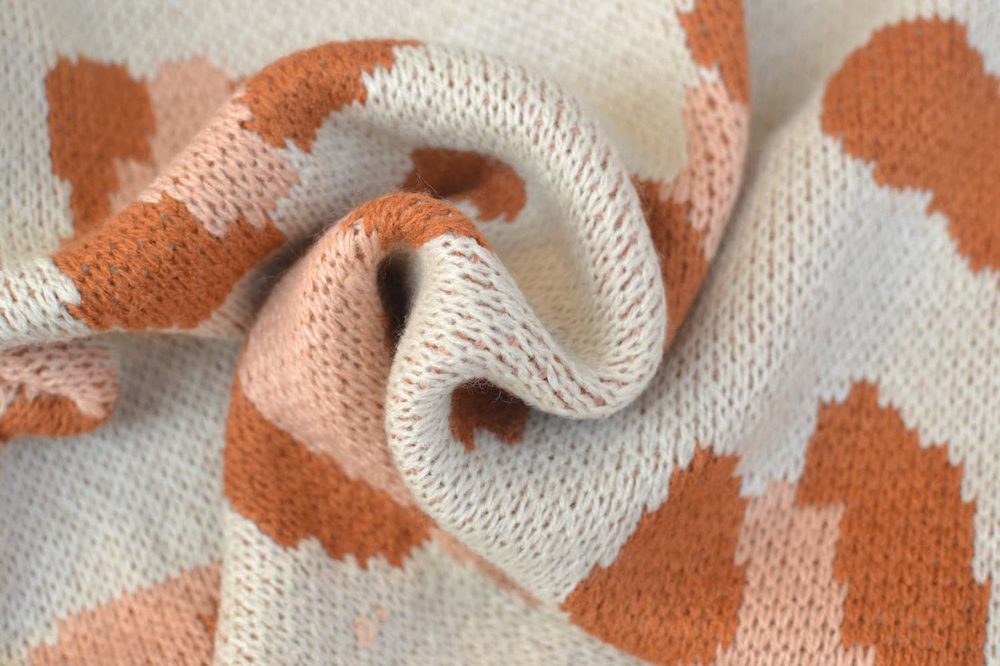 LEOPARD PRINT PULLOVER KNIT SWEATER