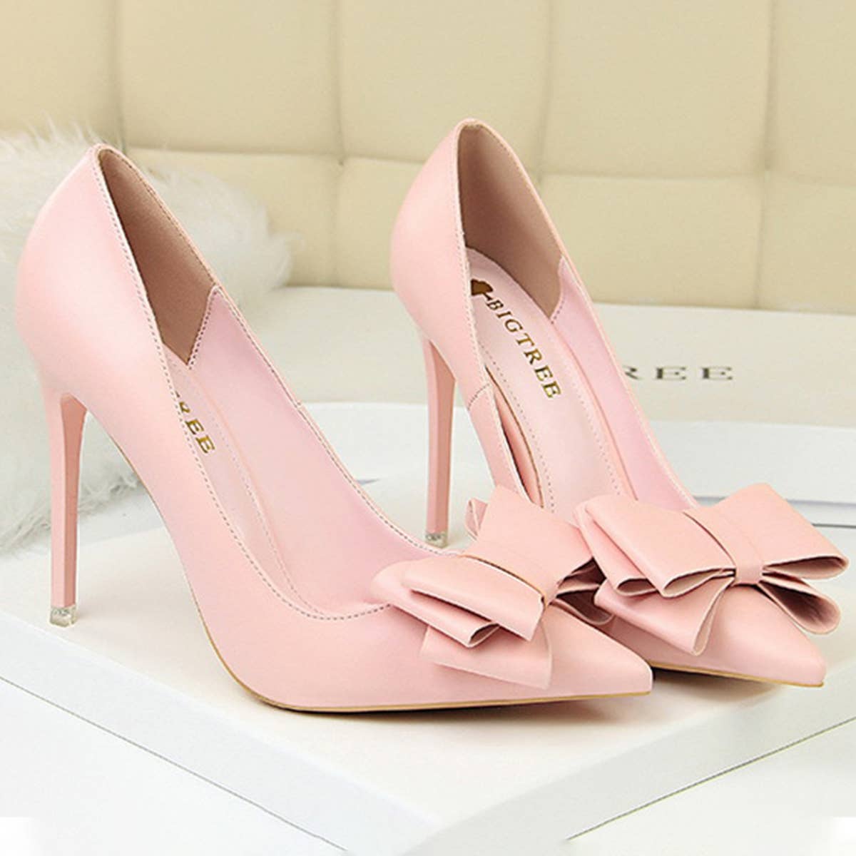 SLIM SHALLOW-MOUTH POINTED BOW HIGH HEELS_CWSHH0045