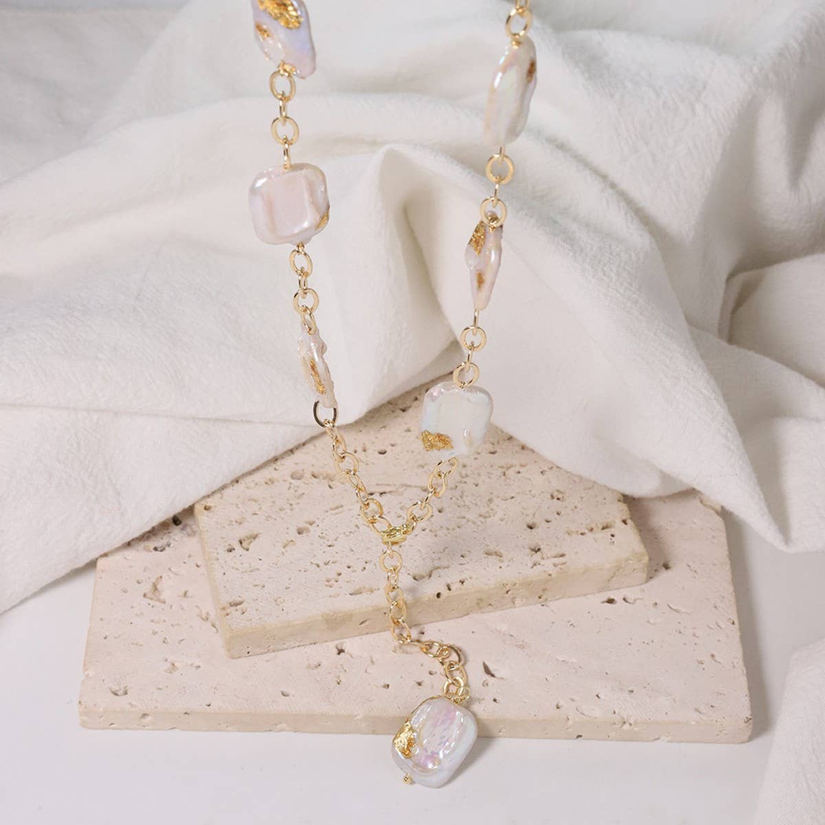 SIMPLE AND STYLISH ALL-MATCH PEARL NECKLACE