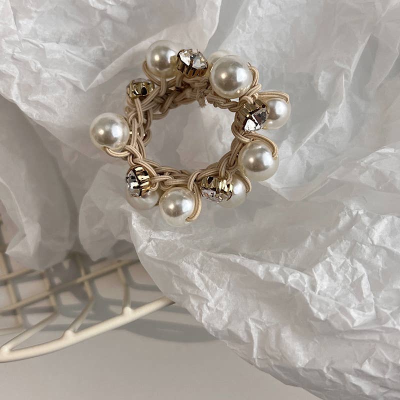 GOLD VERSION PEARLET SCRUNCHIE HAIR TIE_CWAHA0626
