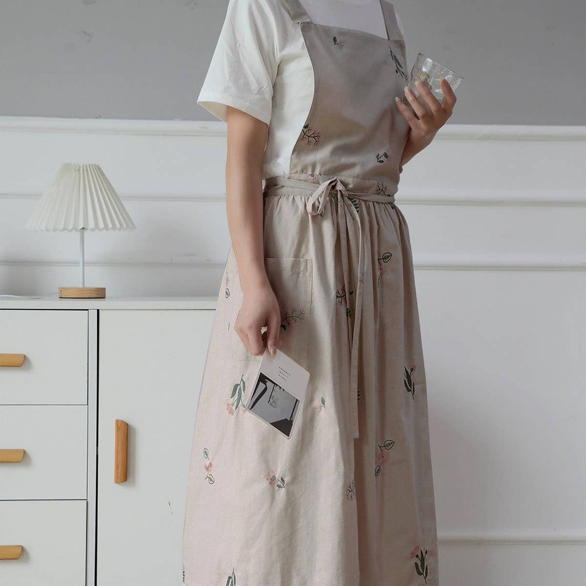 Flowers Embroidered cotton linen apron with pockets