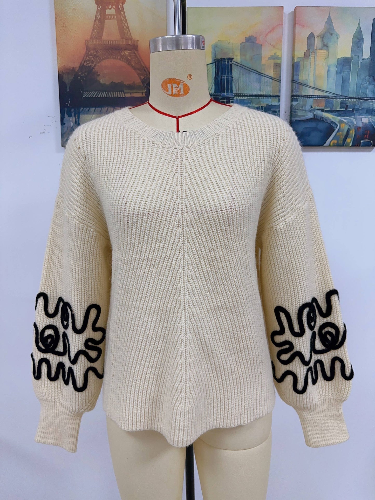 Fashionable jacquard round-neck knitted sweater