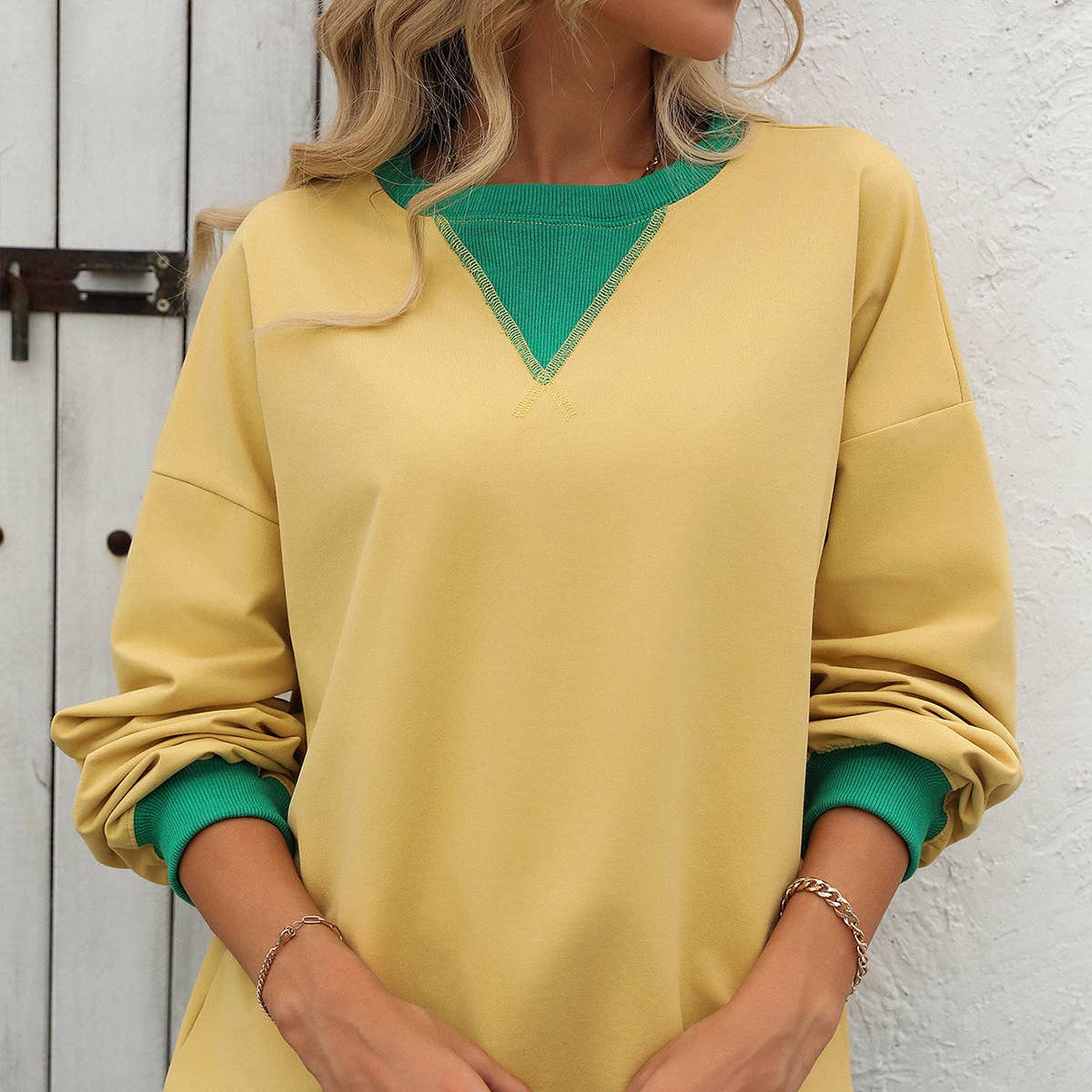 Solid color crew-neck split loose sweatshirt hoodie